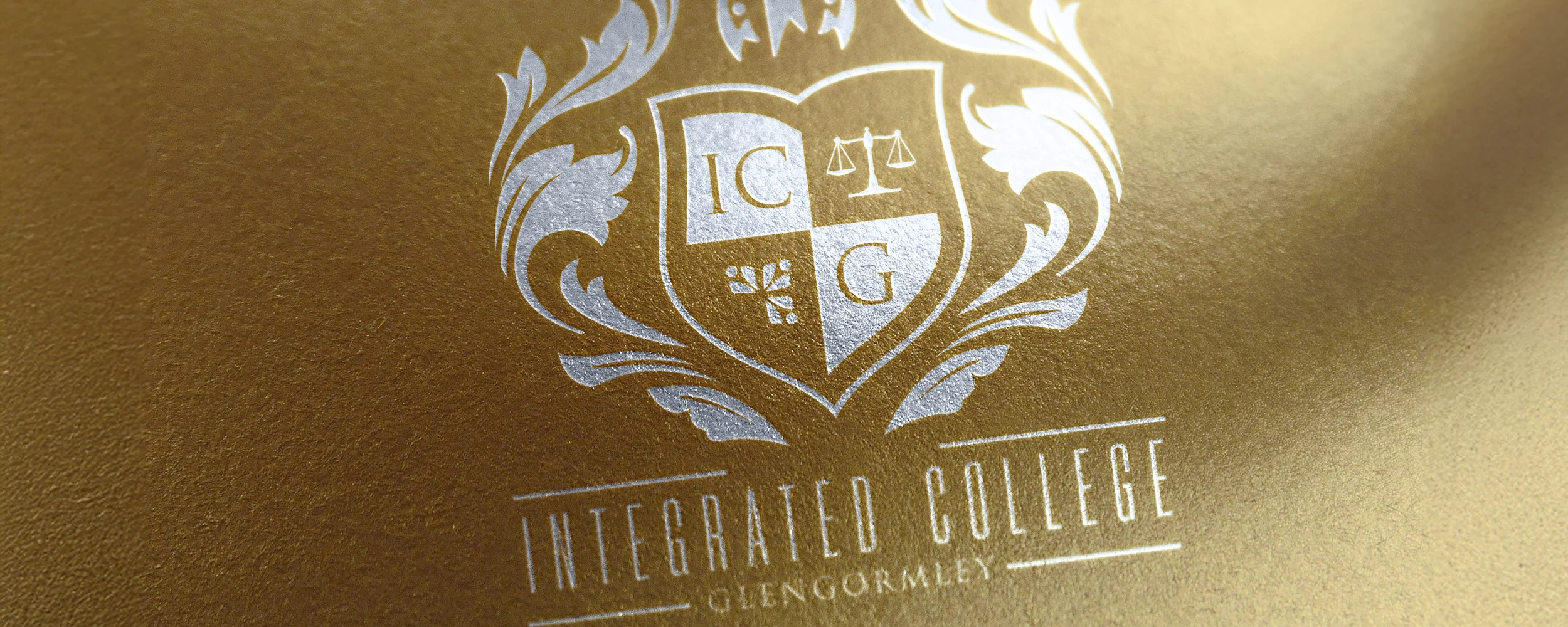 ICG Gold Foil Logo Large No Pen