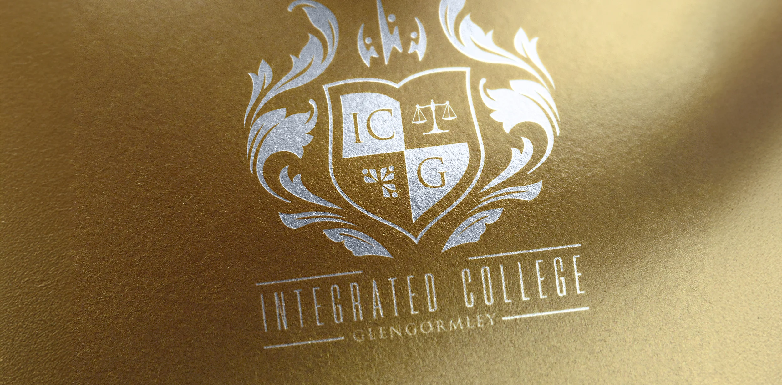 ICG Gold Foil Logo Large No Pen
